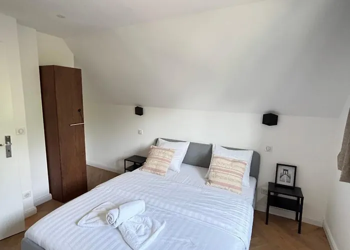 بيت للعطل Soh Rent Cozy - Piscine Proche Strasbourg - Tv - Wifi - Parking *