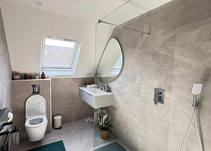 Soh Rent Cozy - Piscine Proche Strasbourg - Tv - Wifi - Parking بيت للعطل *